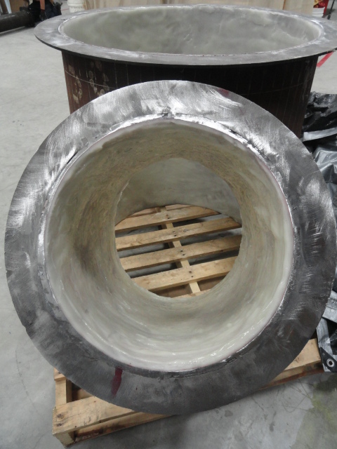 coat the interior of a dust extractor pipe